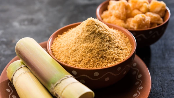 Why Jaggery Powder is a perfect supplement to fight Iron Deficiency